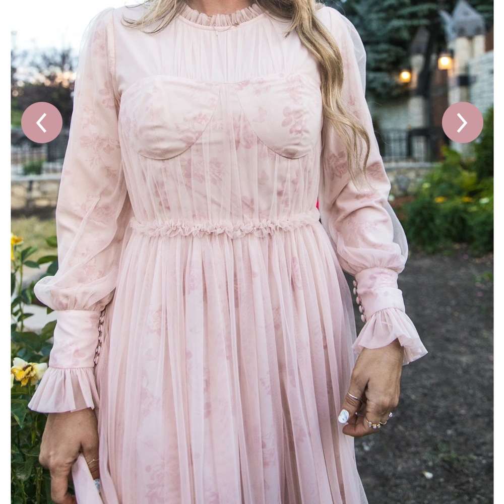Ivy Citi Co. Pink dress with floral/butterfly print